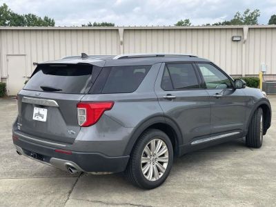 2022 Ford Explorer - Photo 3