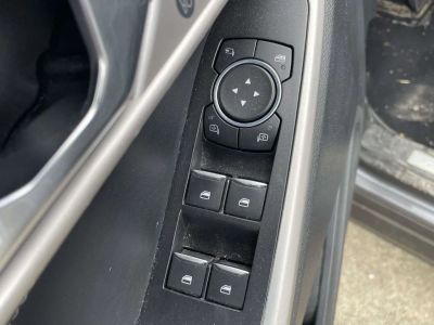 2022 Ford Explorer - Photo 16