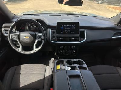 2022 Chevrolet Suburban — photo 27 view