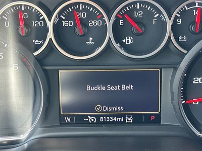 2022 Chevrolet Suburban — photo 17 view
