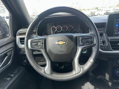 2022 Chevrolet Suburban — photo 25 view