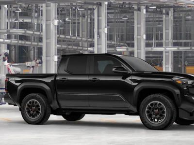 2026 Toyota Tacoma i-FORCE MAX - Photo 16