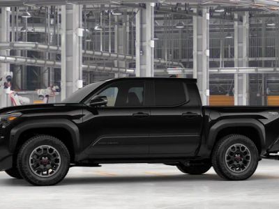 2026 Toyota Tacoma i-FORCE MAX - Photo 5