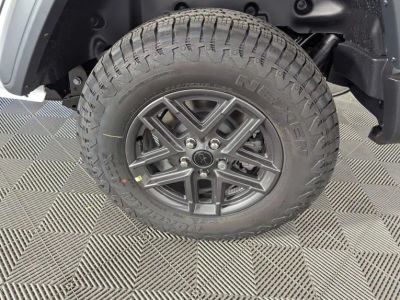 2026 Jeep Wrangler — photo 17 view