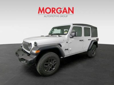 2026 Jeep Wrangler — photo 9 view