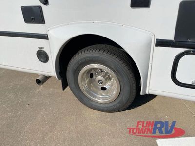 2026 Gulf Stream RV Yellowstone - Photo 5
