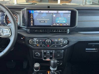 2025 Jeep Gladiator High Tide - Photo 23