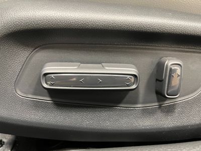 2026 Honda Civic Sedan Hybrid - Photo 14