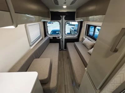 2027 Thor Motor Coach TELLARO — photo 14 view