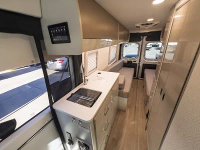 2027 Thor Motor Coach TELLARO — photo 11 view