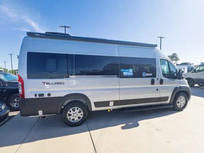 2027 Thor Motor Coach TELLARO — photo 17 view