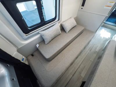 2027 Thor Motor Coach TELLARO — photo 15 view