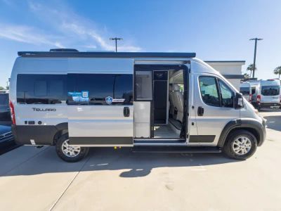 2027 Thor Motor Coach TELLARO — photo 18 view