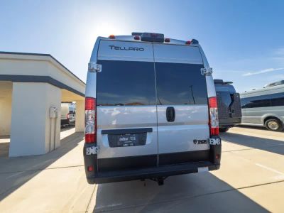 2027 Thor Motor Coach TELLARO — photo 21 view