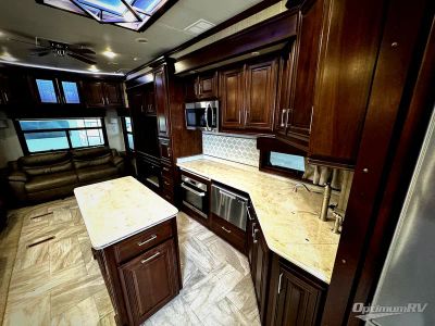 2019 DRV Mobile Suites - Photo 4
