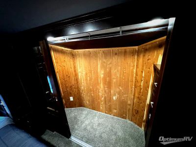 2019 DRV Mobile Suites - Photo 22