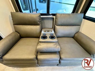2025 Cougar 260MLE - Photo 24