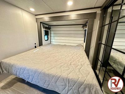 2025 Cougar 260MLE - Photo 40