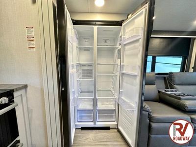 2025 Cougar 260MLE - Photo 23