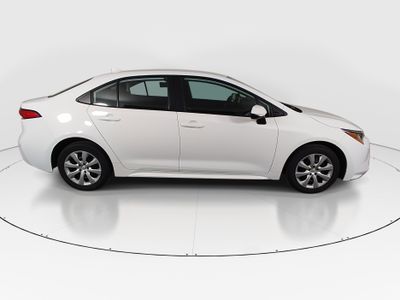 2024 Toyota Corolla — photo 8 view