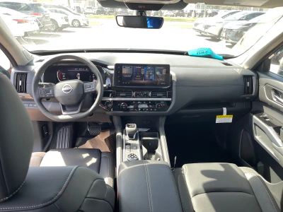 2026 Nissan Pathfinder — photo 17 view