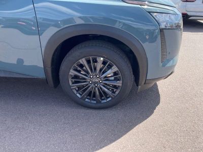 2026 Nissan Pathfinder — photo 24 view
