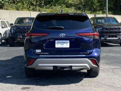 2023 Toyota Highlander - Photo 5