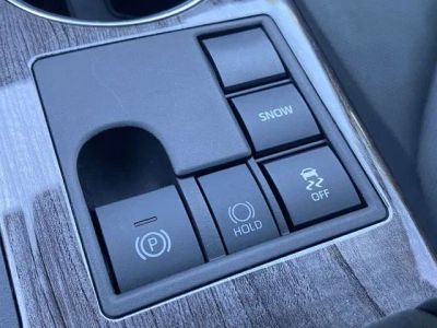2023 Toyota Highlander - Photo 34