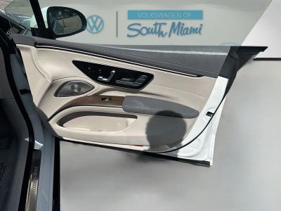 2022 Mercedes-Benz EQS — photo 33 view