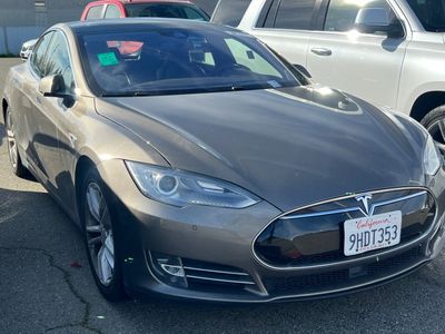 2015 Tesla Model S - Photo 3