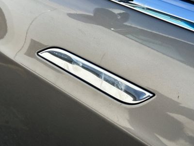 2015 Tesla Model S - Photo 18