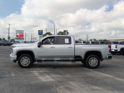 2020 Chevrolet Silverado 2500HD - Photo 2