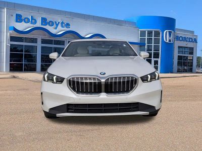 2025 BMW 5 Series - Photo 8
