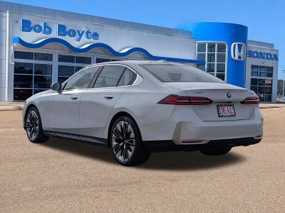 2025 BMW 5 Series - Photo 5