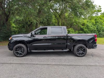 2025 Chevrolet Silverado 1500 - Photo 2