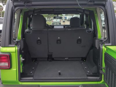 2026 Jeep Wrangler — photo 15 view