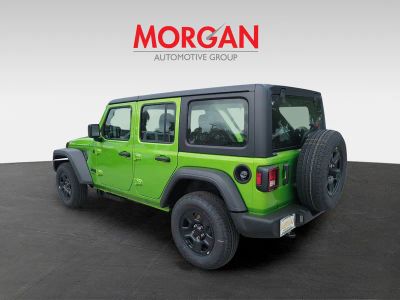 2026 Jeep Wrangler — photo 7 view