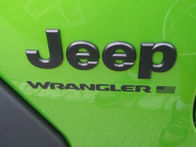 2026 Jeep Wrangler — photo 14 view