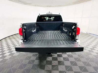 2022 Toyota Tacoma 2WD — photo 31 view