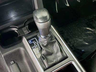 2022 Toyota Tacoma 2WD — photo 21 view