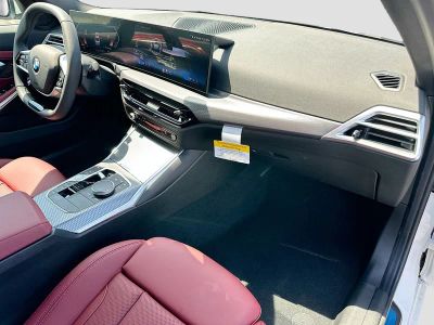 2026 BMW 3 Series — photo 24 view