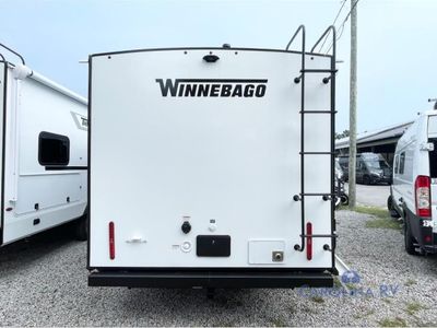 2026 Winnebago Thrive - Photo 6