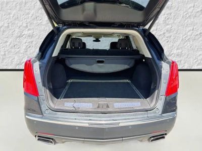 2019 Cadillac XT5 — photo 12 view