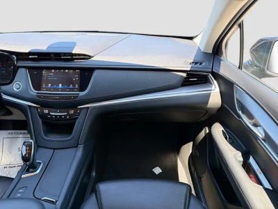 2019 Cadillac XT5 — photo 19 view