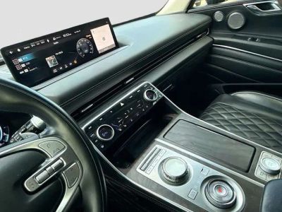2023 Genesis GV80 — photo 27 view