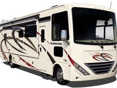 2019 Thor Motor Coach Hurricane — photo 34 view
