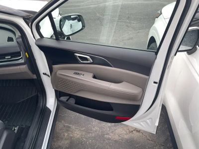 2026 Kia Carnival - Photo 21