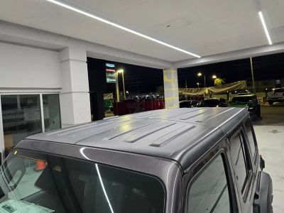 2025 Jeep Wrangler — photo 10 view