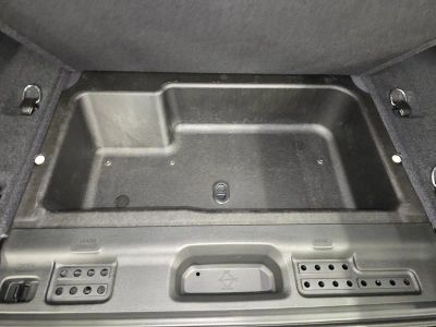2025 Jeep Wrangler — photo 35 view