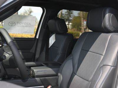 2026 Toyota Tundra — photo 7 view
